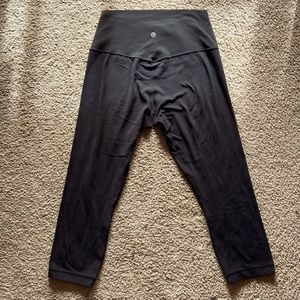 Well Loved lululemon Align Crop